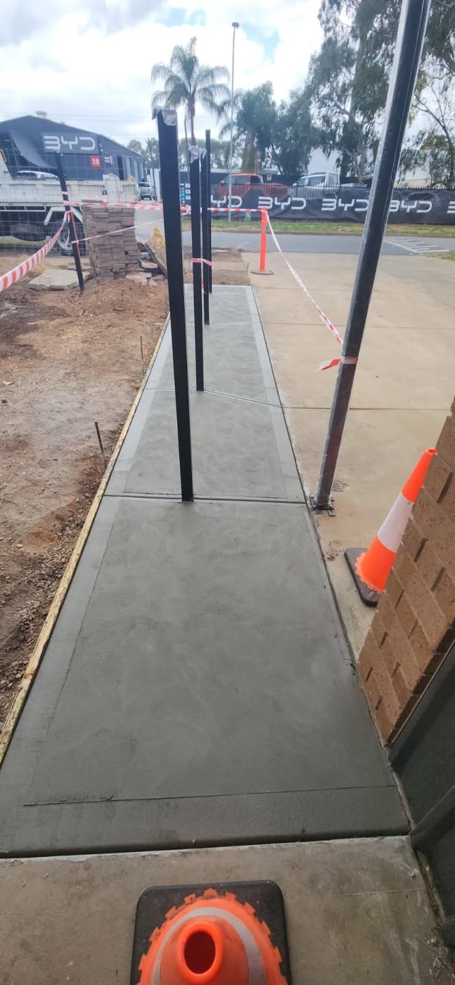 New concrete side path beside an Adelaide home